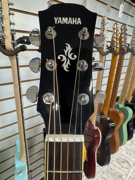 Yamaha APX500III Thinline Acoustic/Electric Guitar - Natural - Used