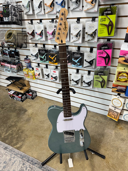 Squier Affinity Series Telecaster - Ice Blue Metallic