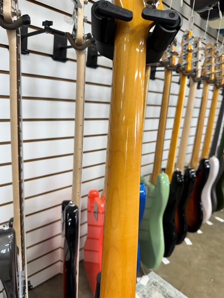 Squier Classic Vibe Custom Esquire - Candy Apple Red
