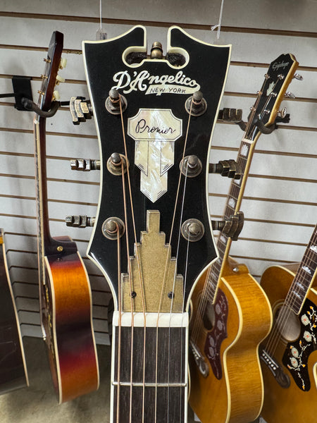 D'Angelico Premier Lexington Dreadnought - Trans Black Cherry Burst - B Stock