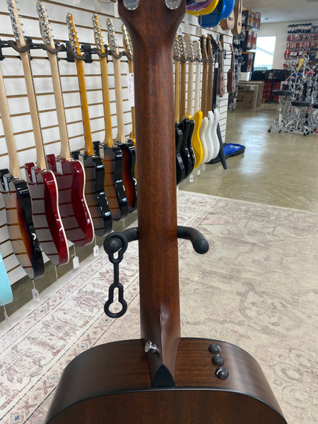 Taylor 314e with V-Class Bracing - Natural