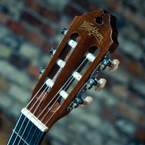 Washburn C40 Classical Nylon Guitar Natural
