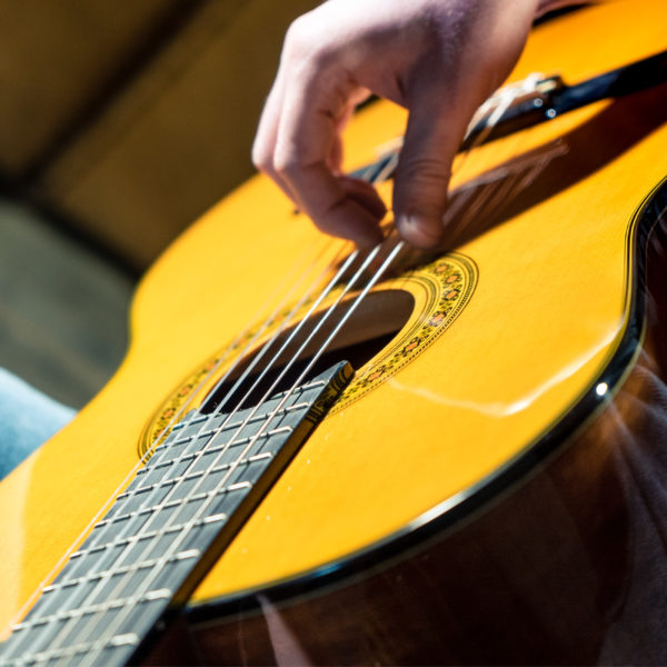 Washburn C40 Classical Nylon Guitar Natural