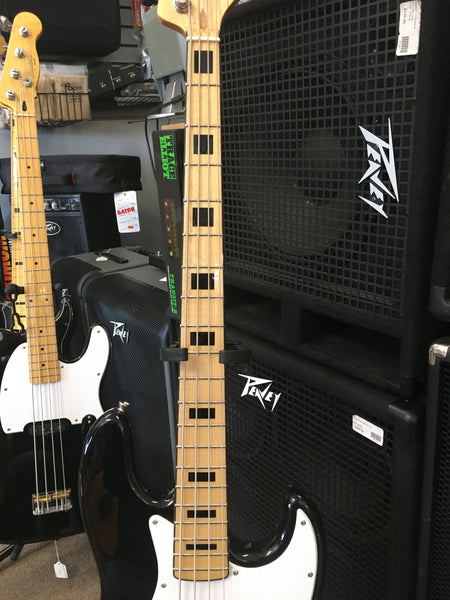 Austin AJB300 Double Cutaway 4 String Bass Black