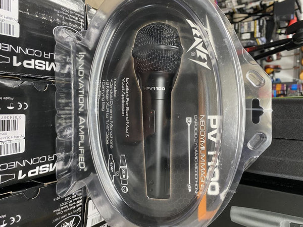 Peavey PV®i 100 XLR Dynamic Cardioid Microphone with 1/4" Cable