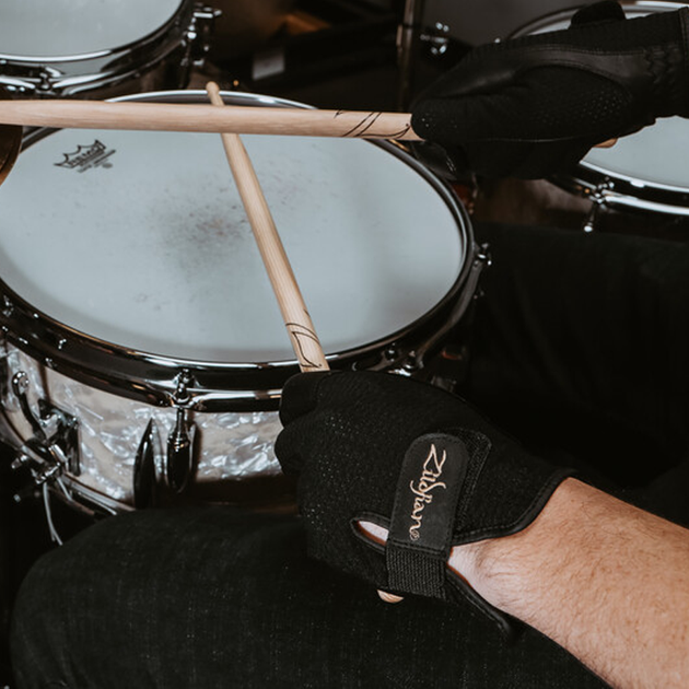 Zildjian ZXGL0013 touchscreen drummer's gloves, size Large - view 5