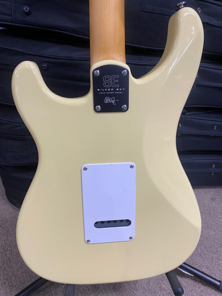 PRS SE Silver Sky 2022 Moon White
