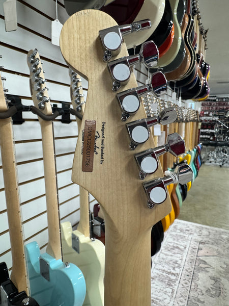 Squier Debut Series Stratocaster - Daphne Blue