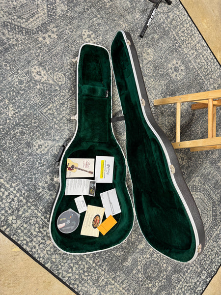 Martin DC Aura Custom Dreadnaught Acoustic Electric - Natural