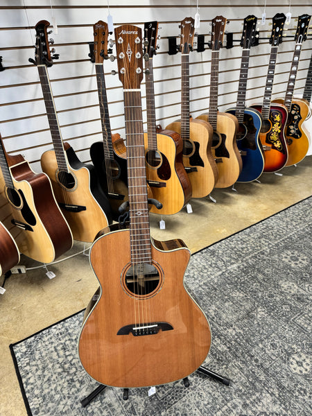 Alvarez MG75ce Grand Auditorium Acoustic Electric Guitar - Cedar Top - Natural