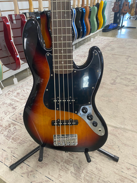 Squier Affinity Jazz Bass V - 3-Color Sunburst