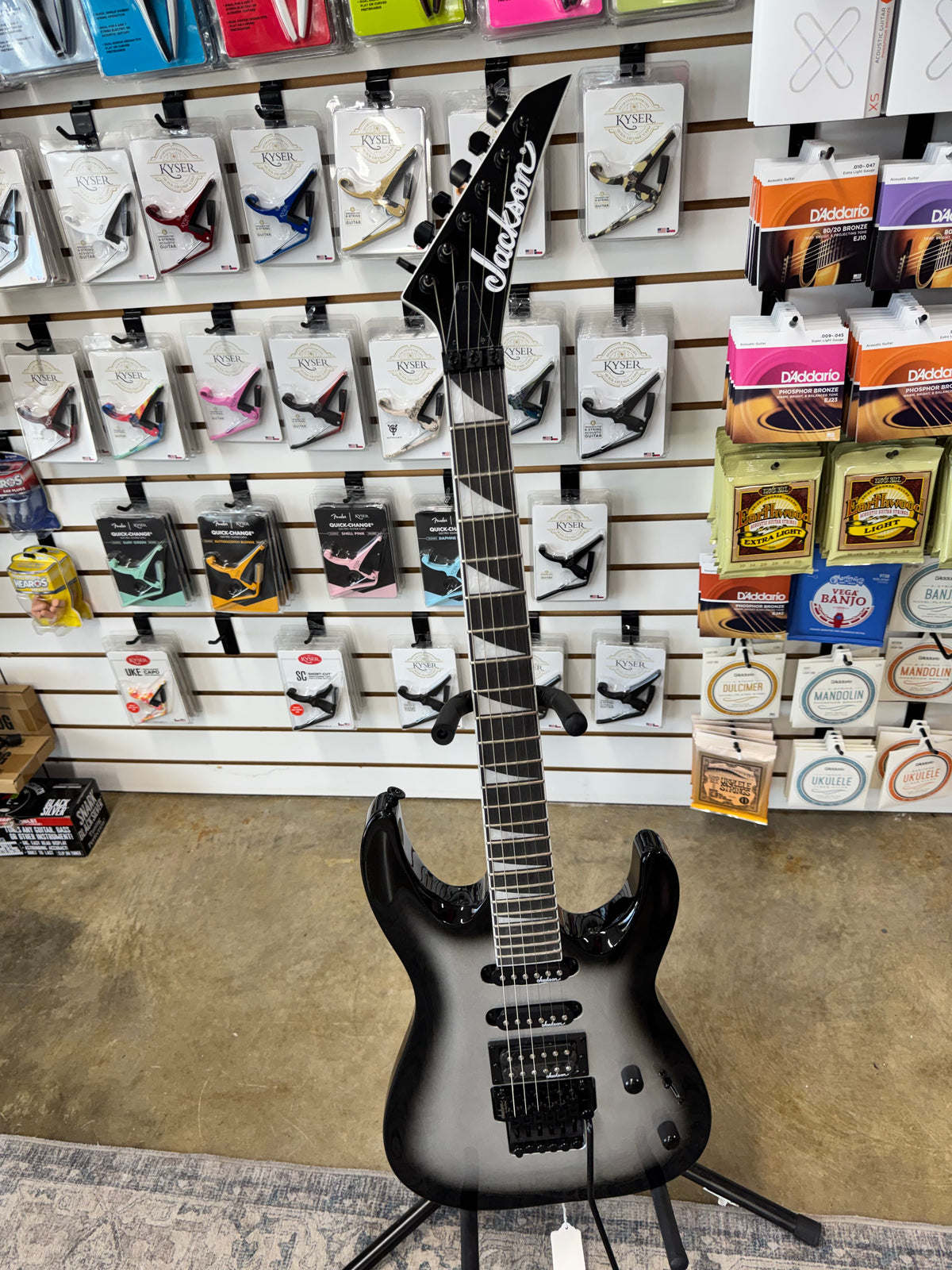 Jackson JS34 DKA JS Series Dinky Arch Top - Silverburst