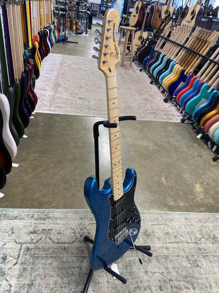 Squier Affinity Stratocaster with Maple Fretboard - Lake Placid Blue