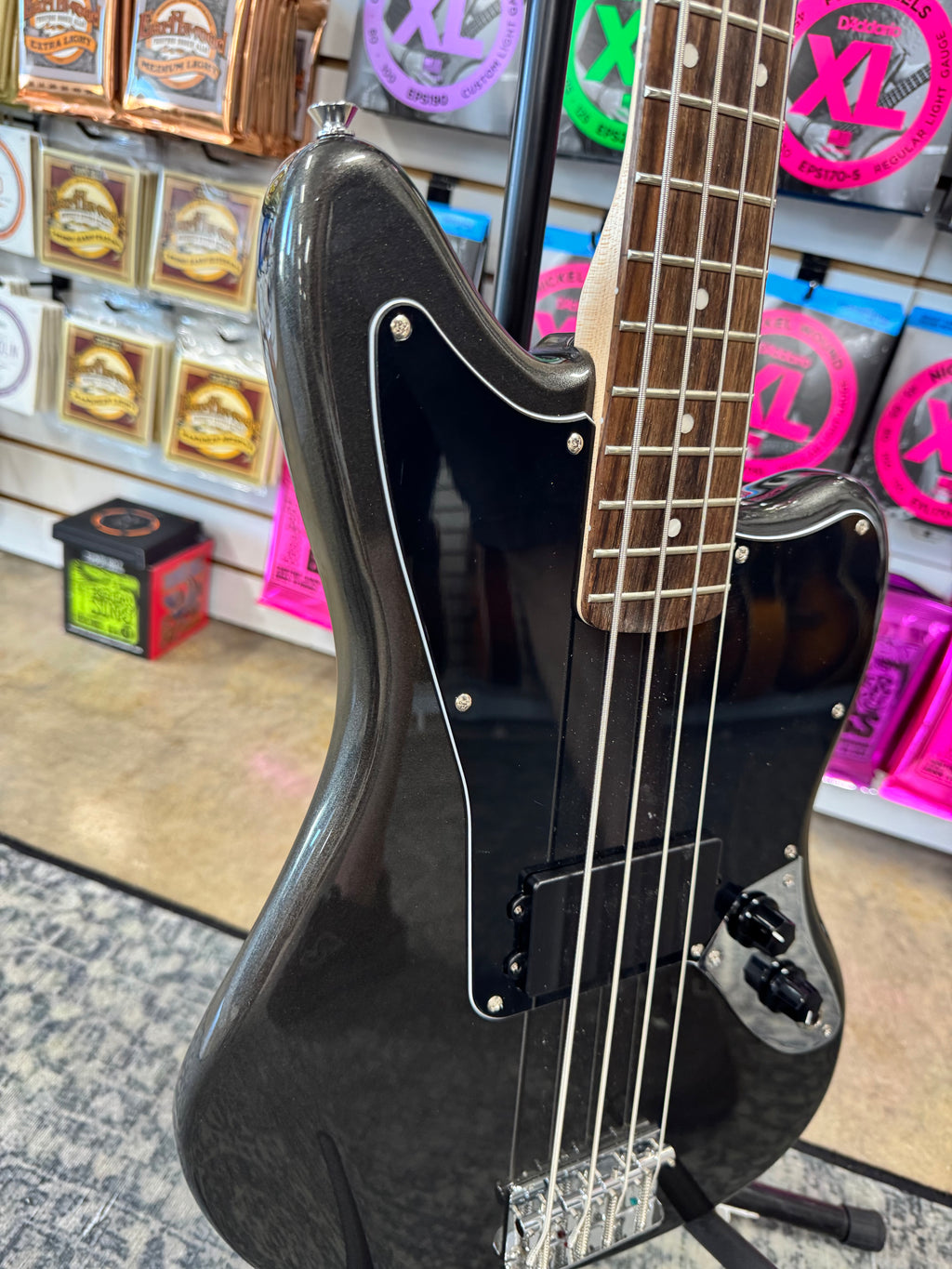 Squier Affinity Jaguar Bass H - Charcoal Frost Metallic
