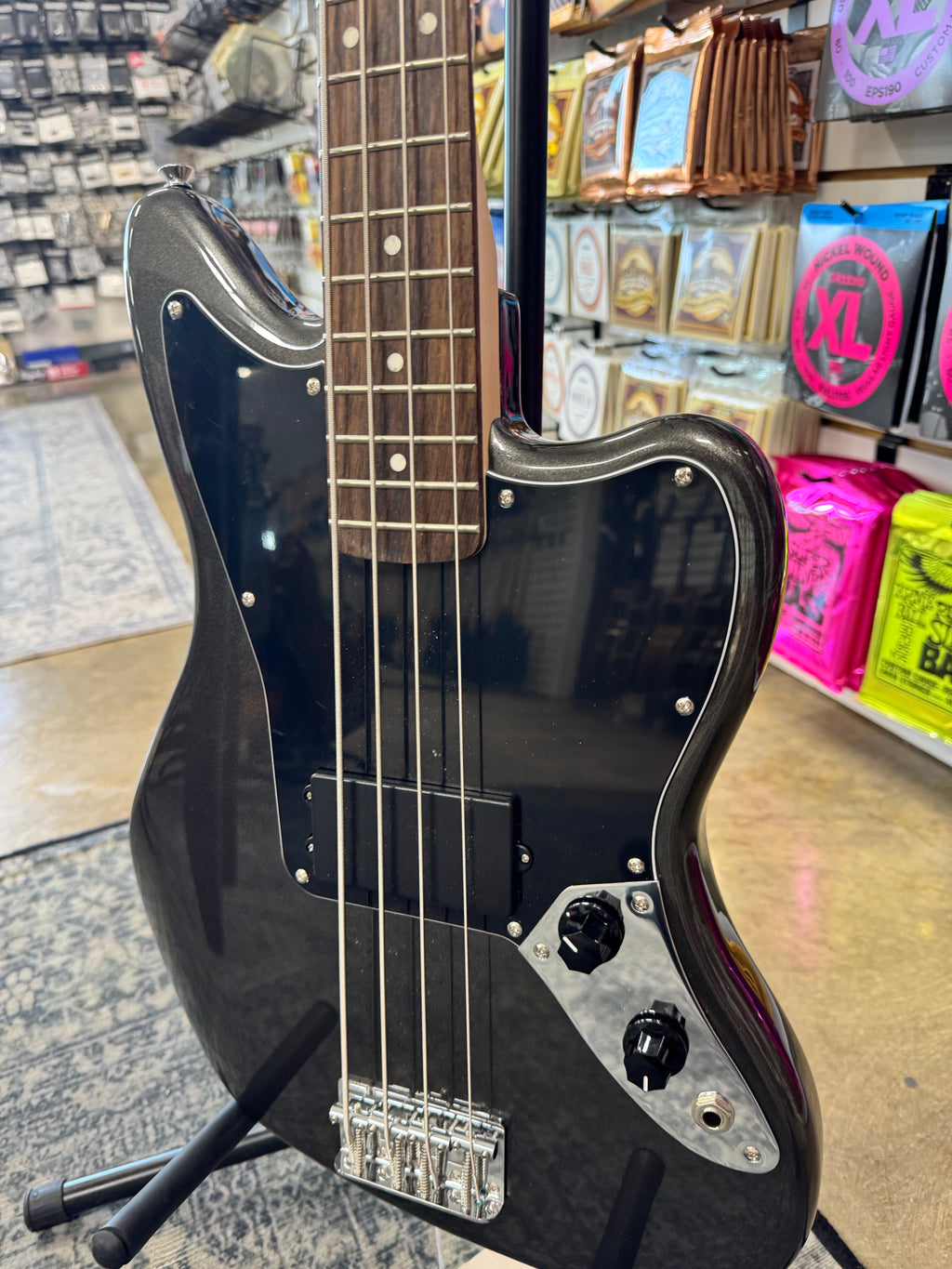 Squier Affinity Jaguar Bass H - Charcoal Frost Metallic