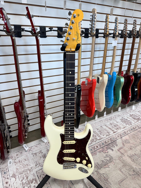 Fender American Professional II Stratocaster with Rosewood Fretboard - Olympic White - Used