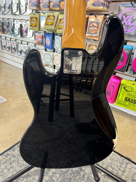 Squier Classic Vibe '70s Jazz Bass V - Black