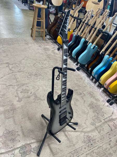 Jackson JS34 DKA JS Series Dinky Arch Top - Silverburst