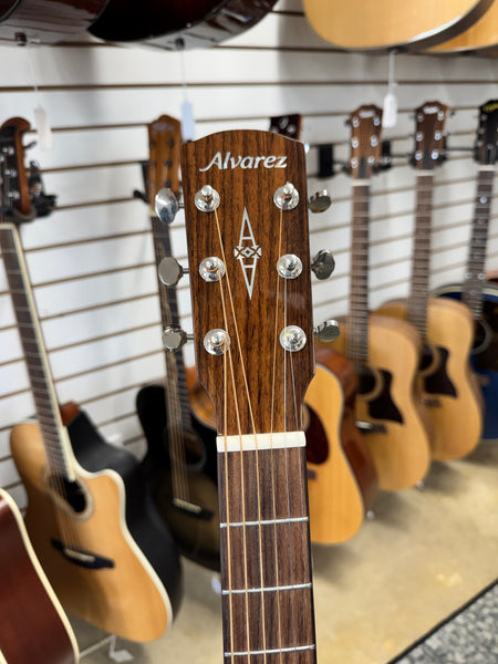 Alvarez MG75ce Grand Auditorium Acoustic Electric Guitar - Cedar Top - Natural