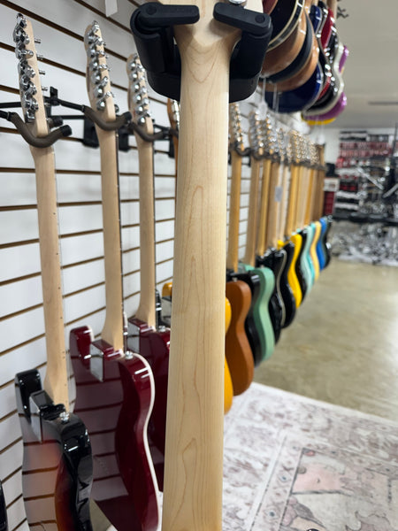 Squier Limited Edition Sonic Bronco Bass - Ultraviolet