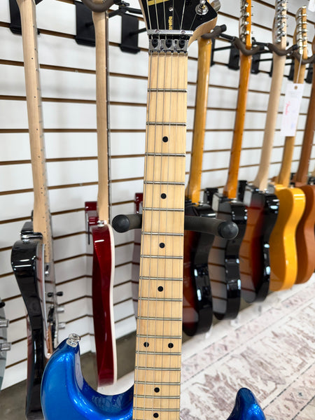 Kramer Baretta Custom Graphics - White Lotus Candy Blue