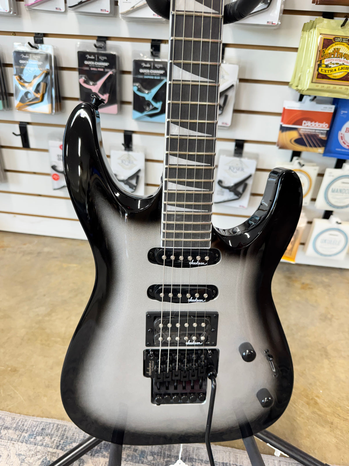 Jackson JS34 DKA JS Series Dinky Arch Top - Silverburst