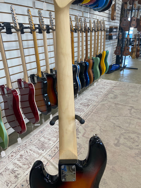 Squier Affinity Jazz Bass V - 3-Color Sunburst