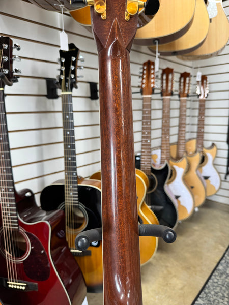 Martin DC Aura Custom Dreadnaught Acoustic Electric - Natural