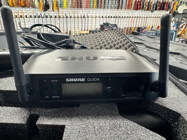 Shure GLXD24+/SM58 Hand Held Wireless Microphone - Z3 Band - Black - Used