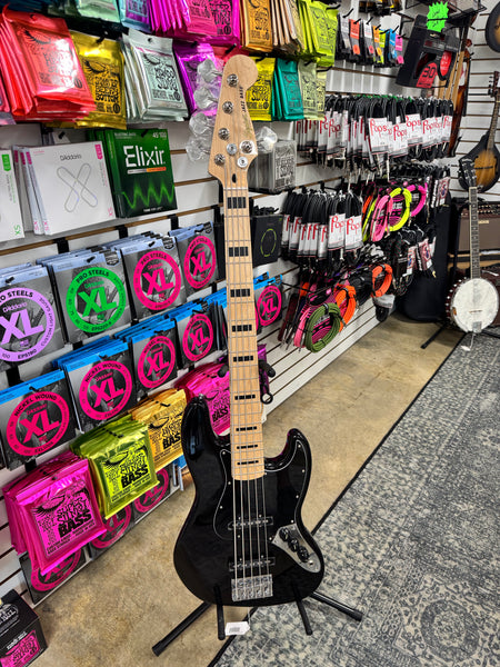 Squier Affinity Active Jazz Bass V - Black