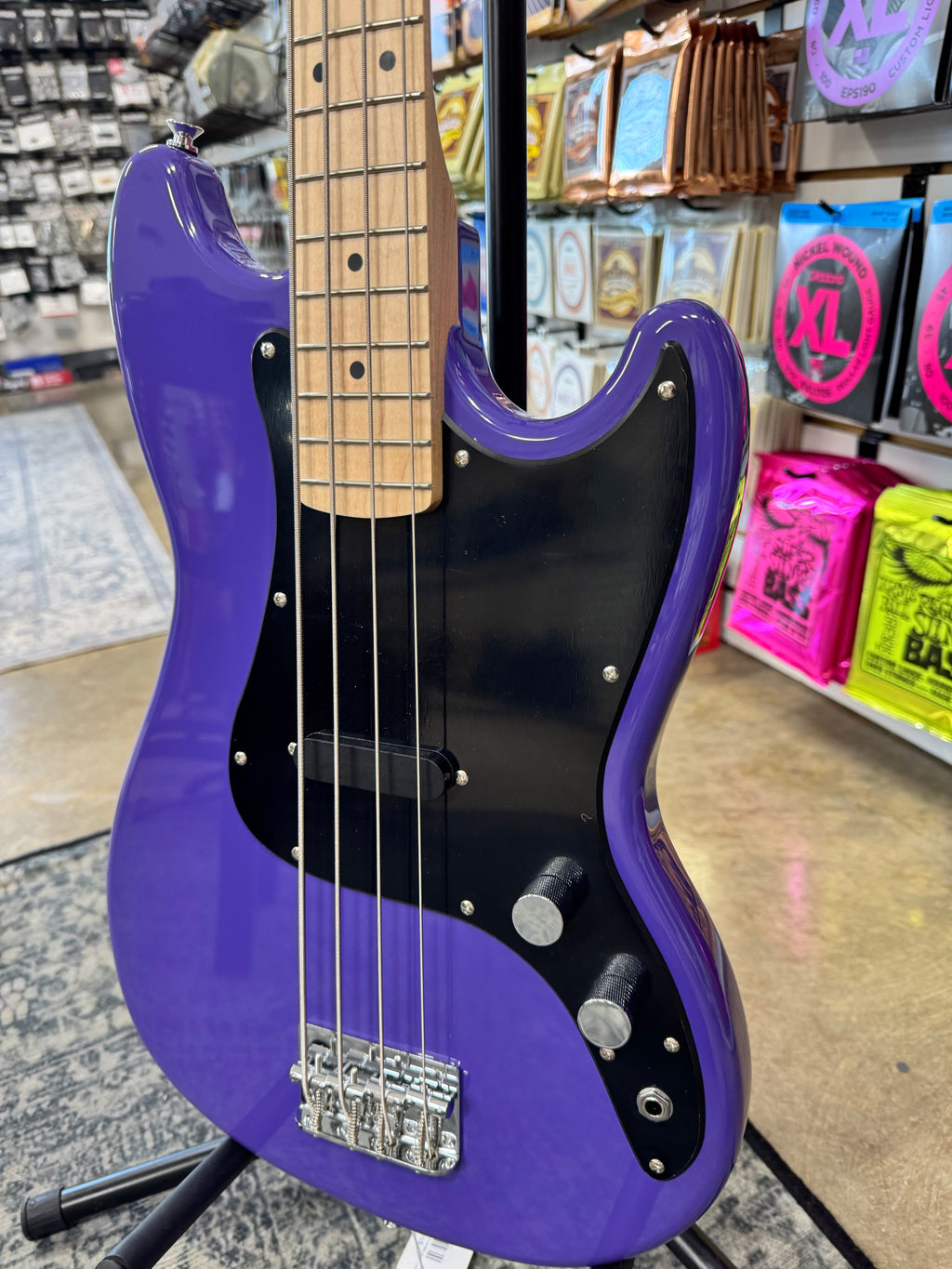 Squier Limited Edition Sonic Bronco Bass - Ultraviolet