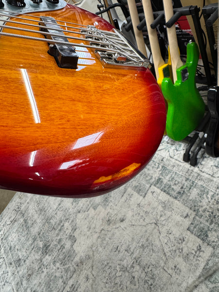 Squier Classic Vibe Active '70s Jazz Bass V - Sienna Sunburst