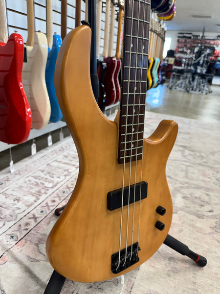 Dean Edge 09 4-String Bass Guitar - Satin Natural - Used