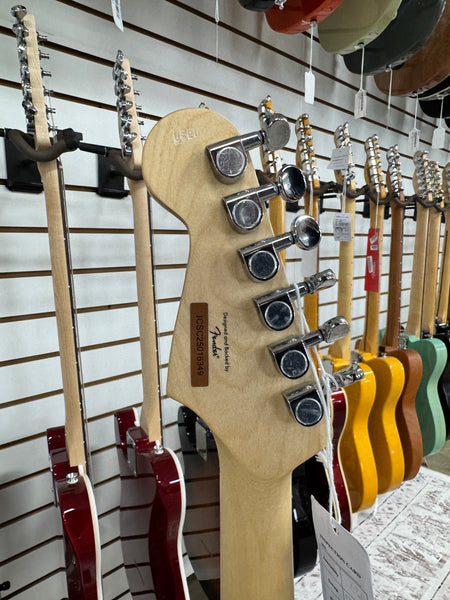 Squier Mini Stratocaster V2 with Maple Fretboard - Olympic White