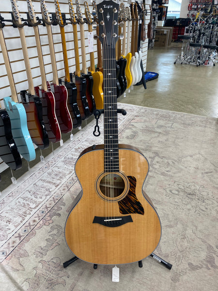 Taylor 314e with V-Class Bracing - Claria Inlays - Natural