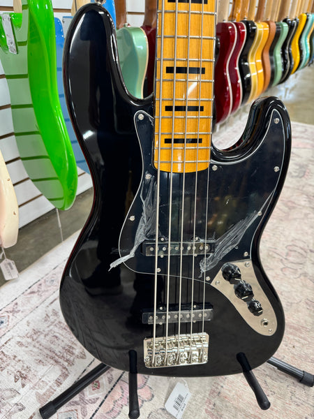 Squier Classic Vibe '70s Jazz Bass V - Black
