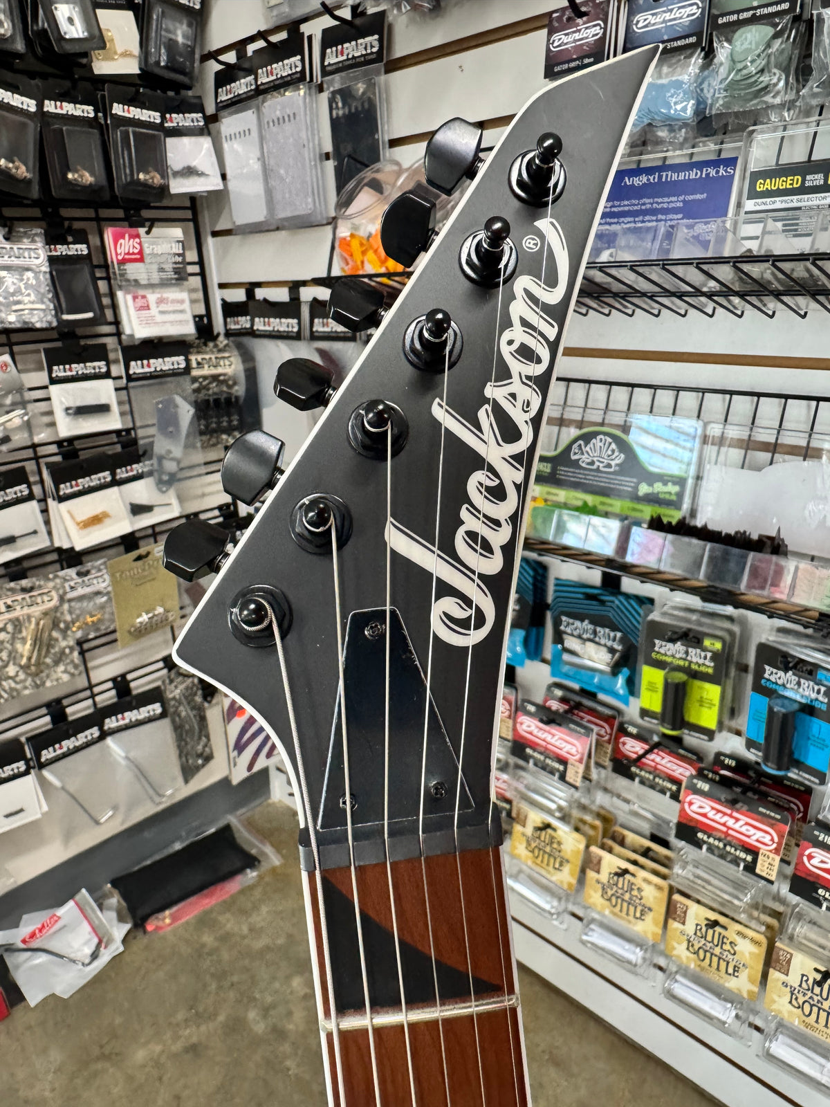 Jackson JS24 DKAM JS Series Dinky Arch Top - Black Stain