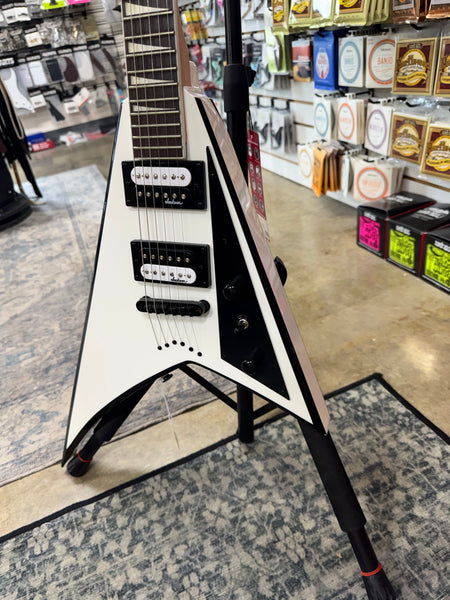Jackson JS Series JS32T Rhoads with Amaranth Fretboard - White with Black Bevels