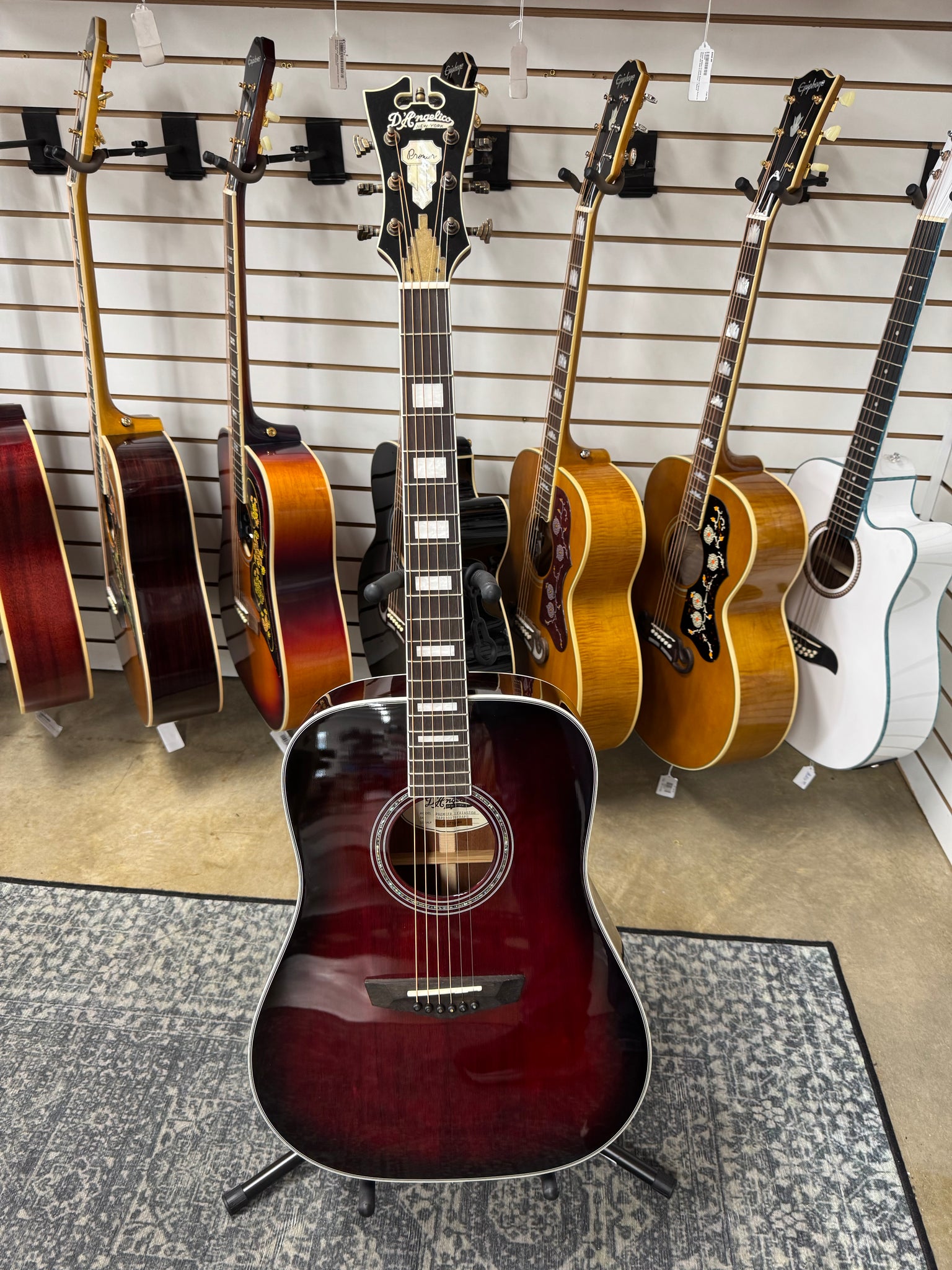 D'Angelico Premier Lexington Dreadnought - Trans Black Cherry Burst - B Stock