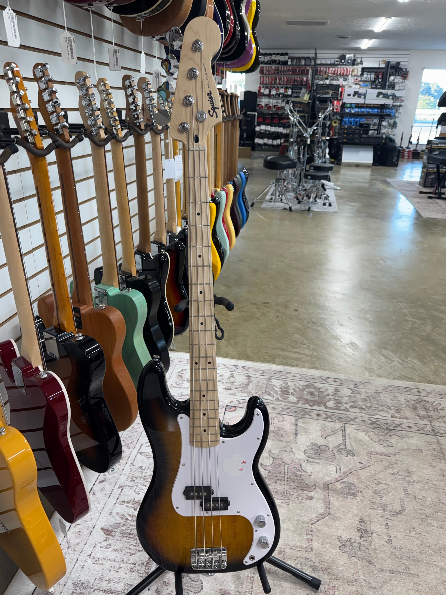 Squier Sonic Precision Bass - 2-Color Sunburst - B Stock