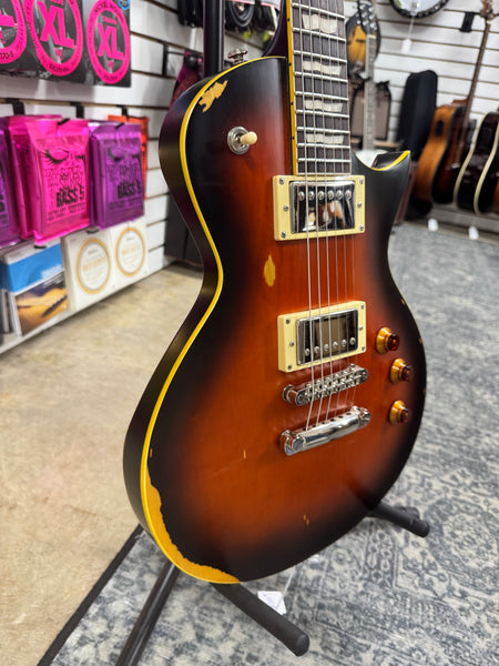 ESP LTD EC-256 Distressed - Distressed 2-Tone Burst