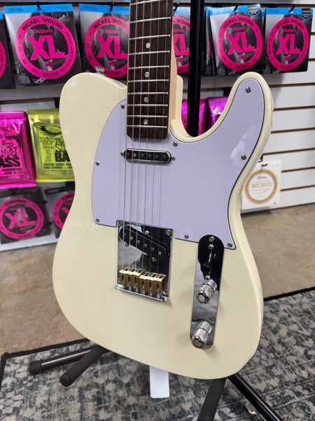 Squier Affinity Telecaster with Laurel Fretboard - Olympic White