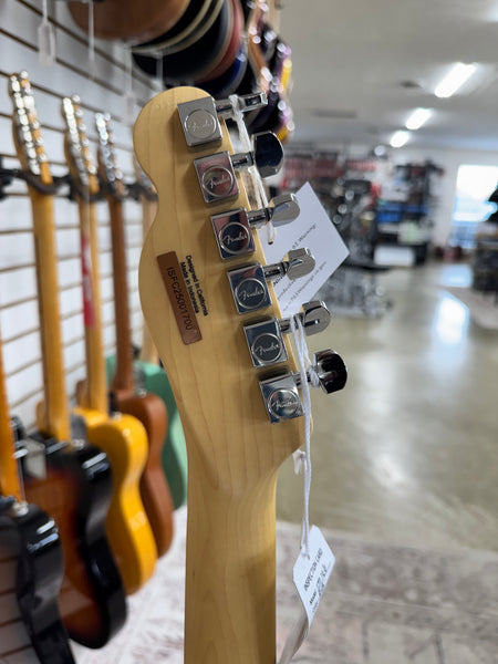Fender Standard Telecaster - Butterscotch Blonde