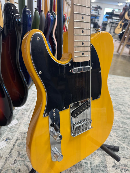 Squier Affinity Telecaster Left-Handed with String-Through Bridge - Butterscotch Blonde - B Stock