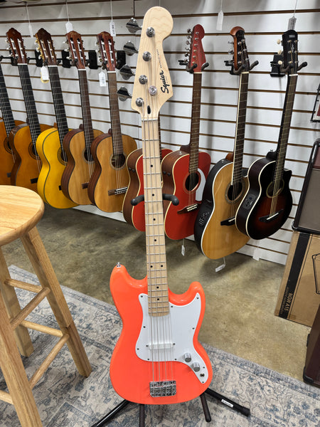 Squier Sonic Bronco Bass - Tahitian Coral
