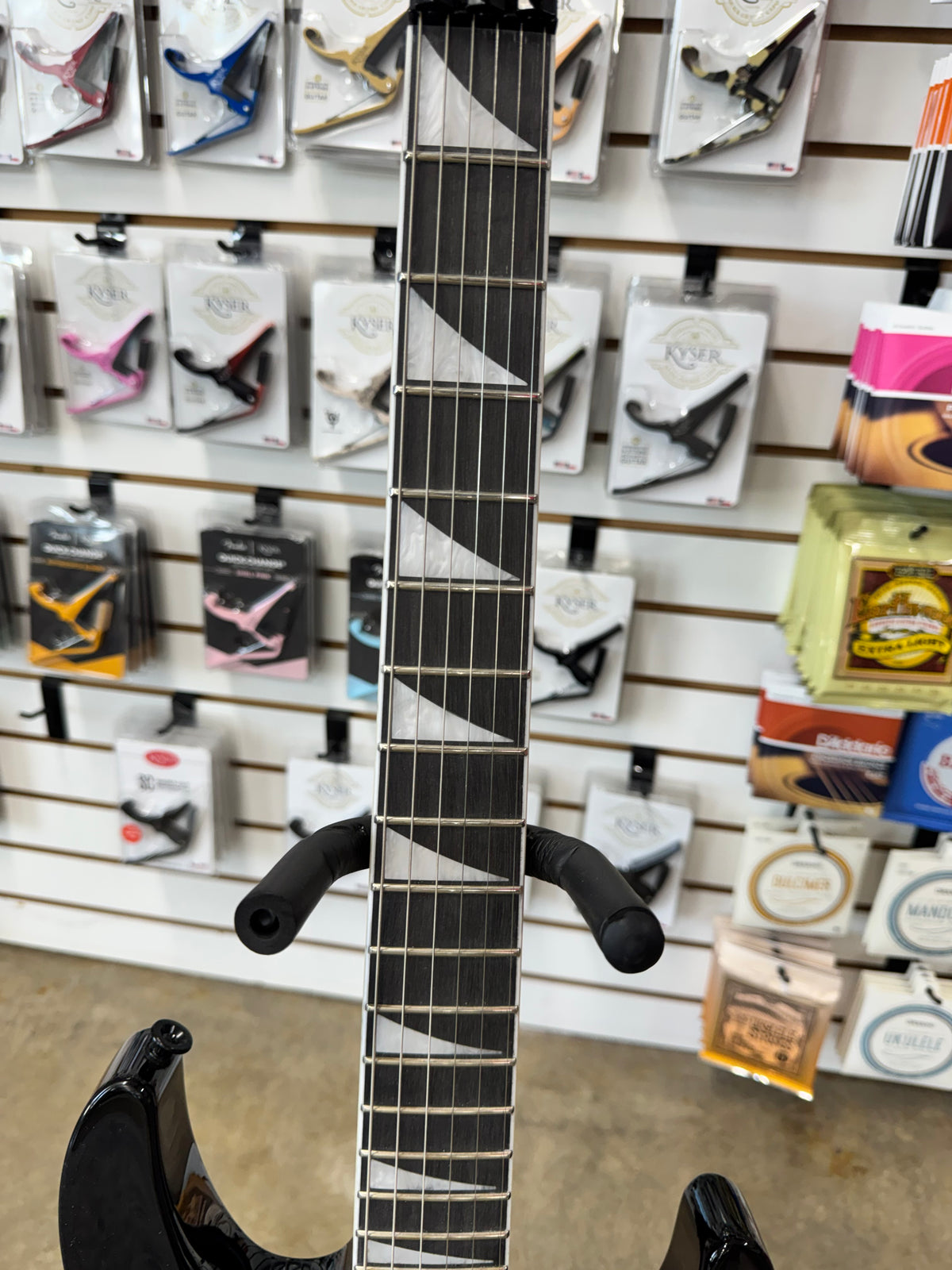 Jackson JS34 DKA JS Series Dinky Arch Top - Silverburst