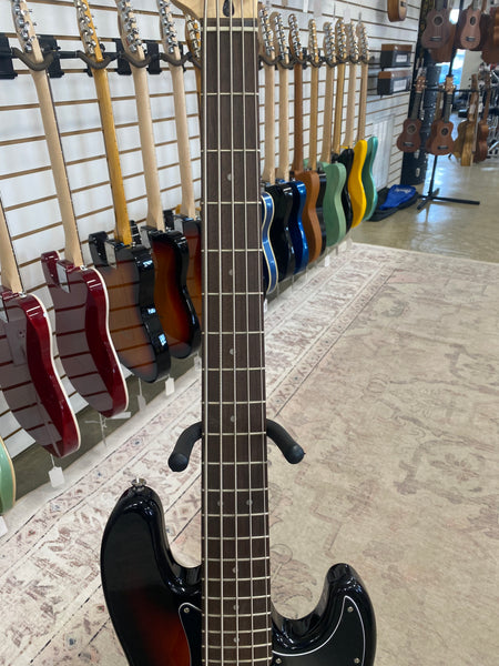 Squier Affinity Jazz Bass V - 3-Color Sunburst