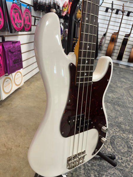 Squier Classic Vibe '60s Precision Bass - Olympic White