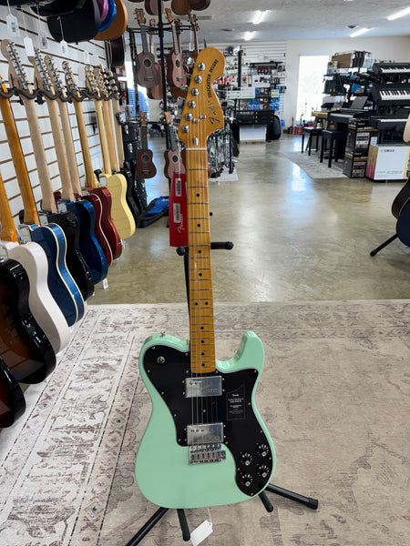Fender Vintera II '70s Telecaster Deluxe with Tremolo, Maple Fretboard - Surf Green