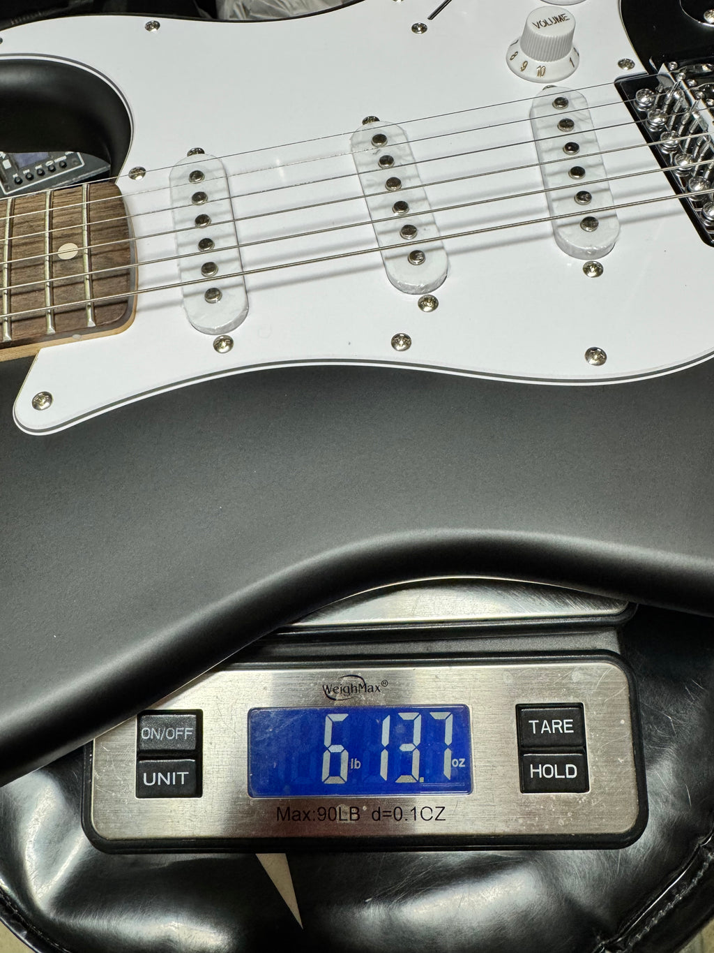 Squier Debut Series Stratocaster - Black